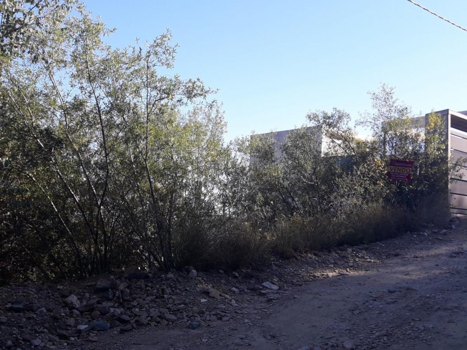 LOTE con la mejor vista de CARLOS PAZ, 1060 m2, buen entorno con todos los servicios, ESCRITURA..