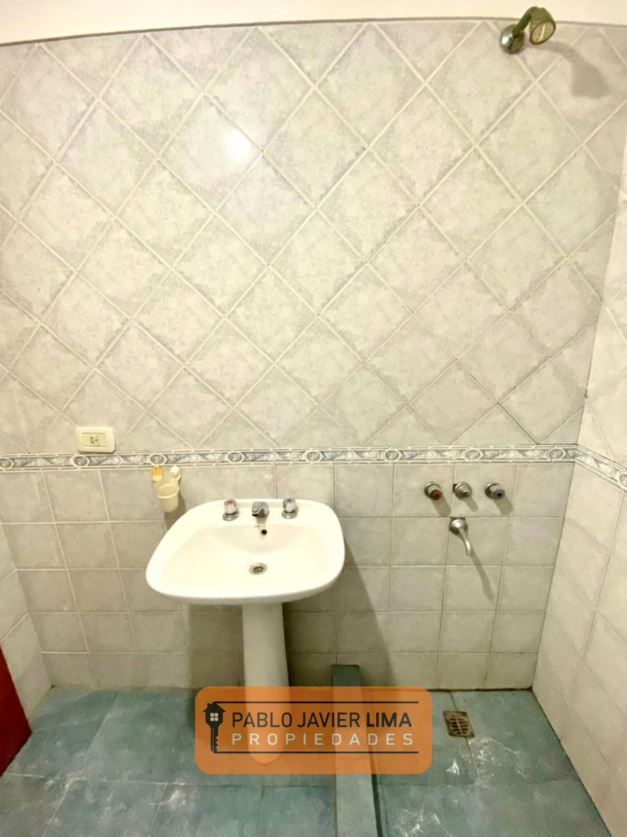 CALIXTO OYUELA 1400 · Tres De Febrero — foto 10