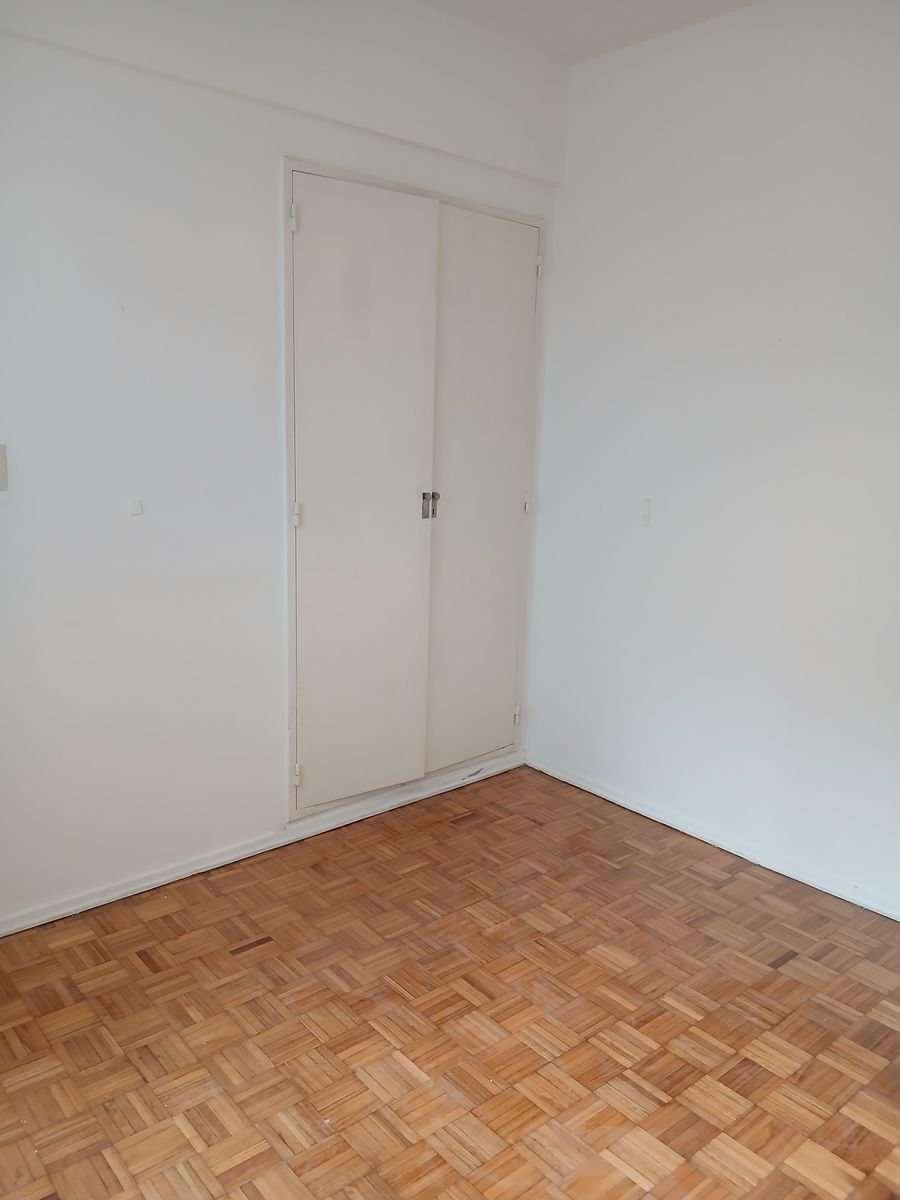 AV LA PLATA 200 · Caballito — foto 10
