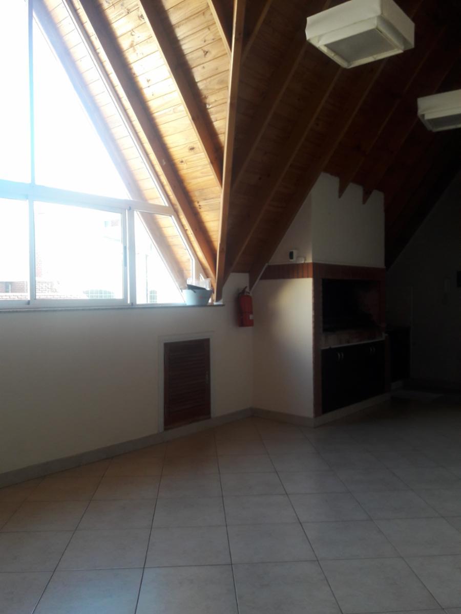 RIOBAMBA 133 · Lanús — foto 13