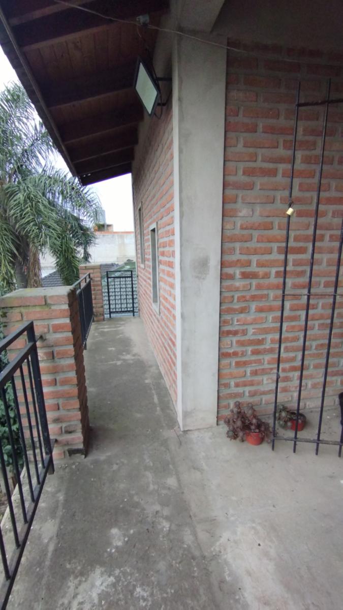EVARISTO CARRIEGO 624 · Lomas De Zamora — foto 16