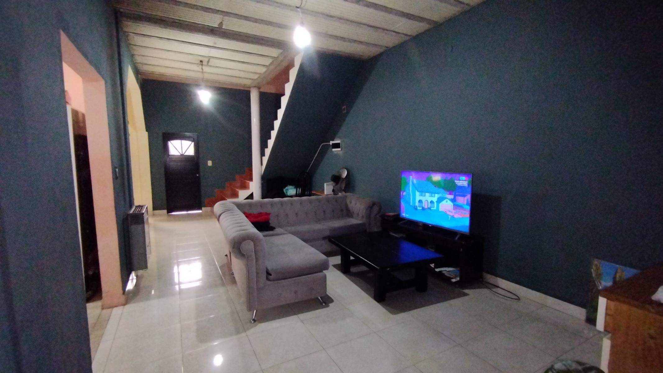 EVARISTO CARRIEGO 624 · Lomas De Zamora — foto 4