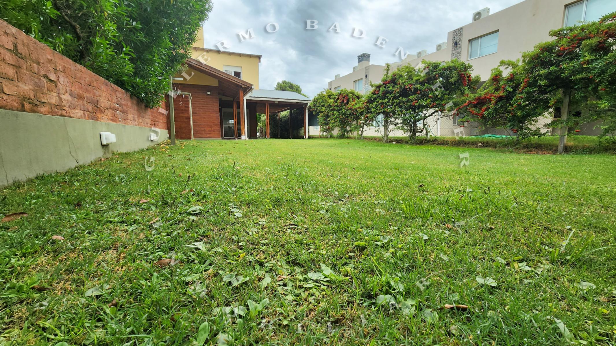 LOS CARDENALES 337 · Monte Hermoso — foto 3