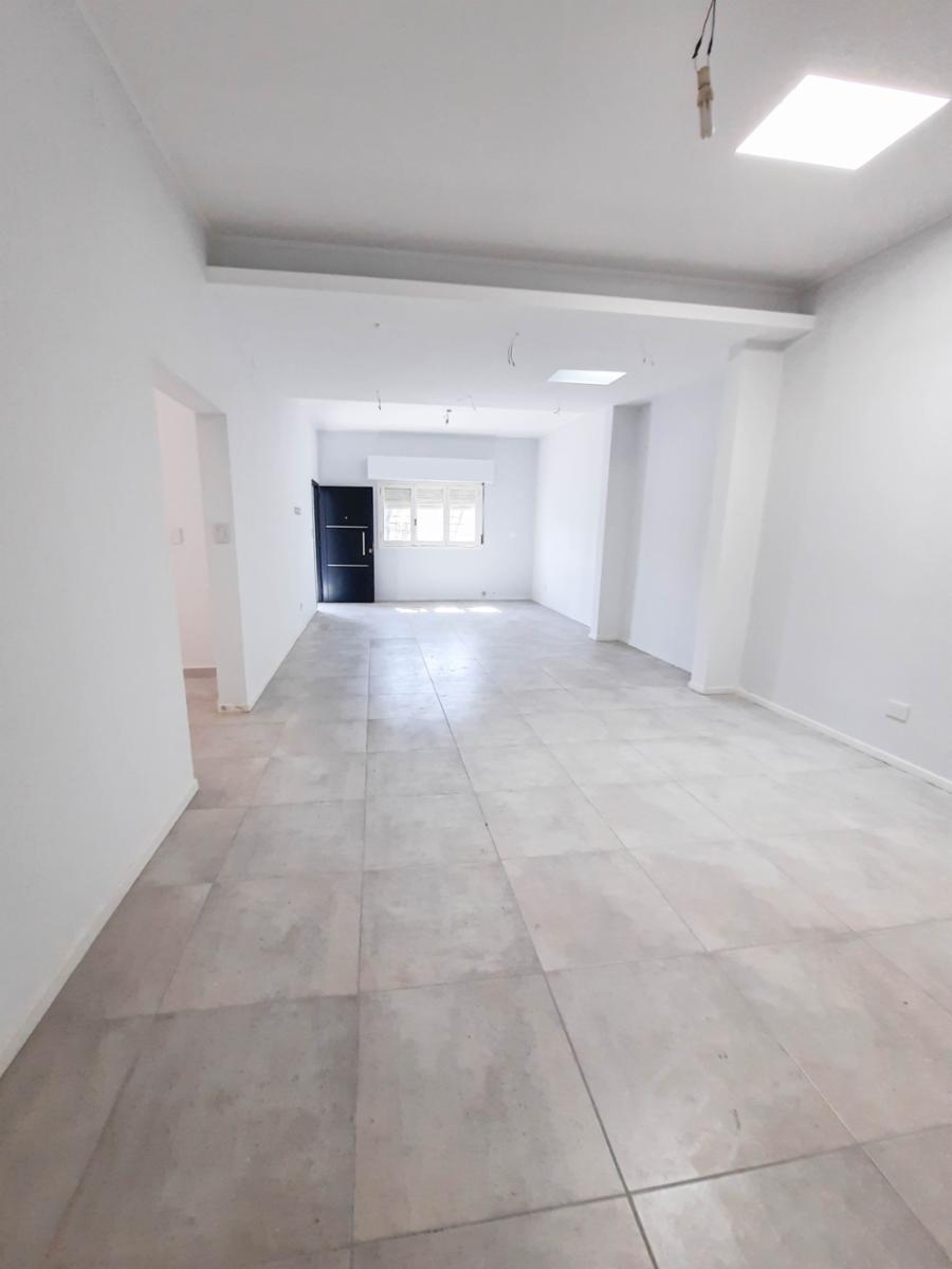 Remedios De Escalada 900 · Morón — foto 9