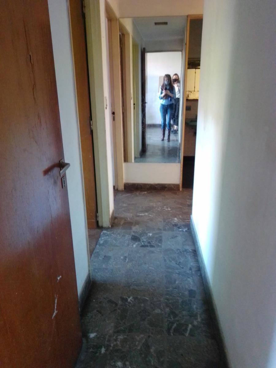 French 655 · Morón — foto 7