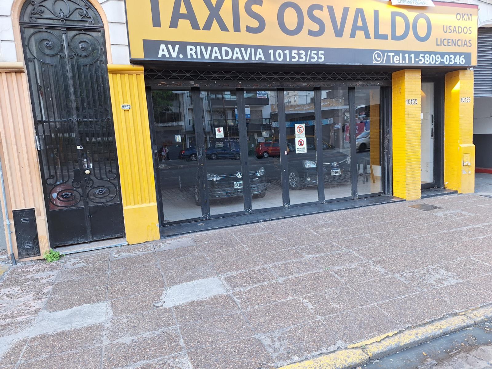 LOCAL A LA CALLE CON VIVIENDA DE 3 AMB