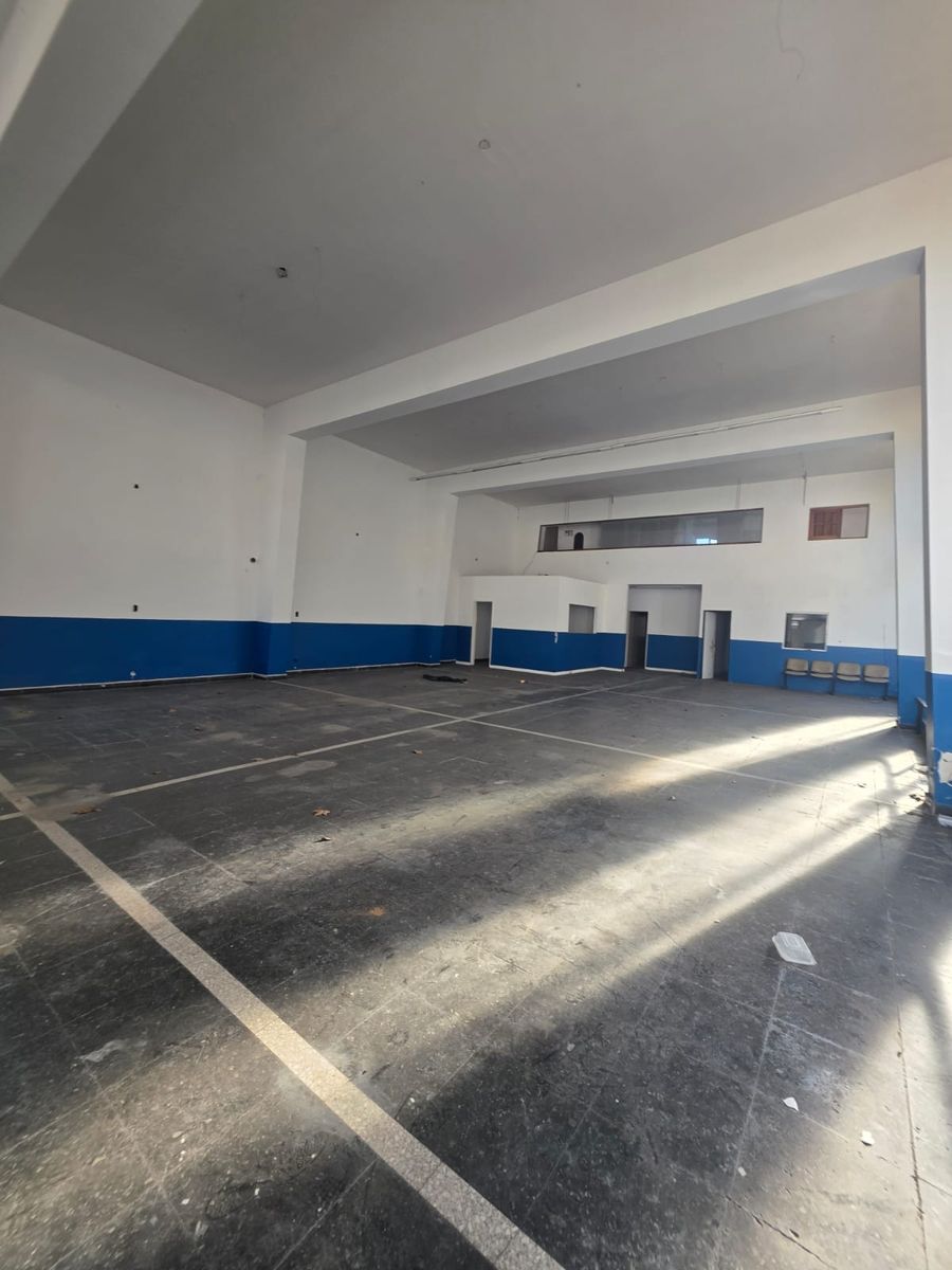 AVENIDA HIPOLITO IRIGOYEN 7819 · Lomas De Zamora — foto 13