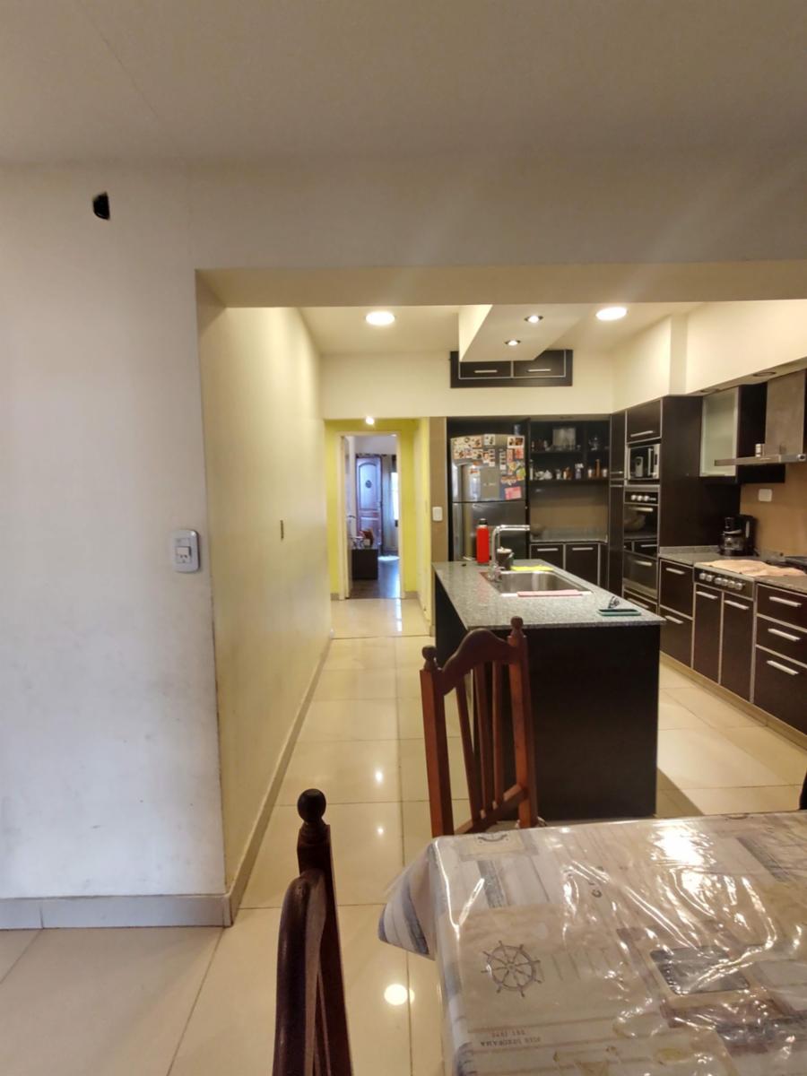 Pino 1800 · Morón — foto 19