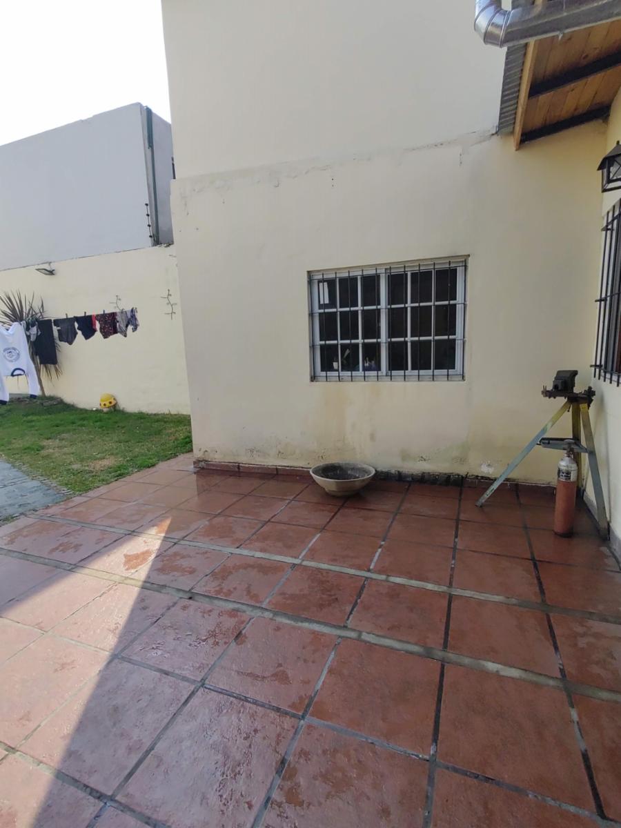 Pino 1800 · Morón — foto 24