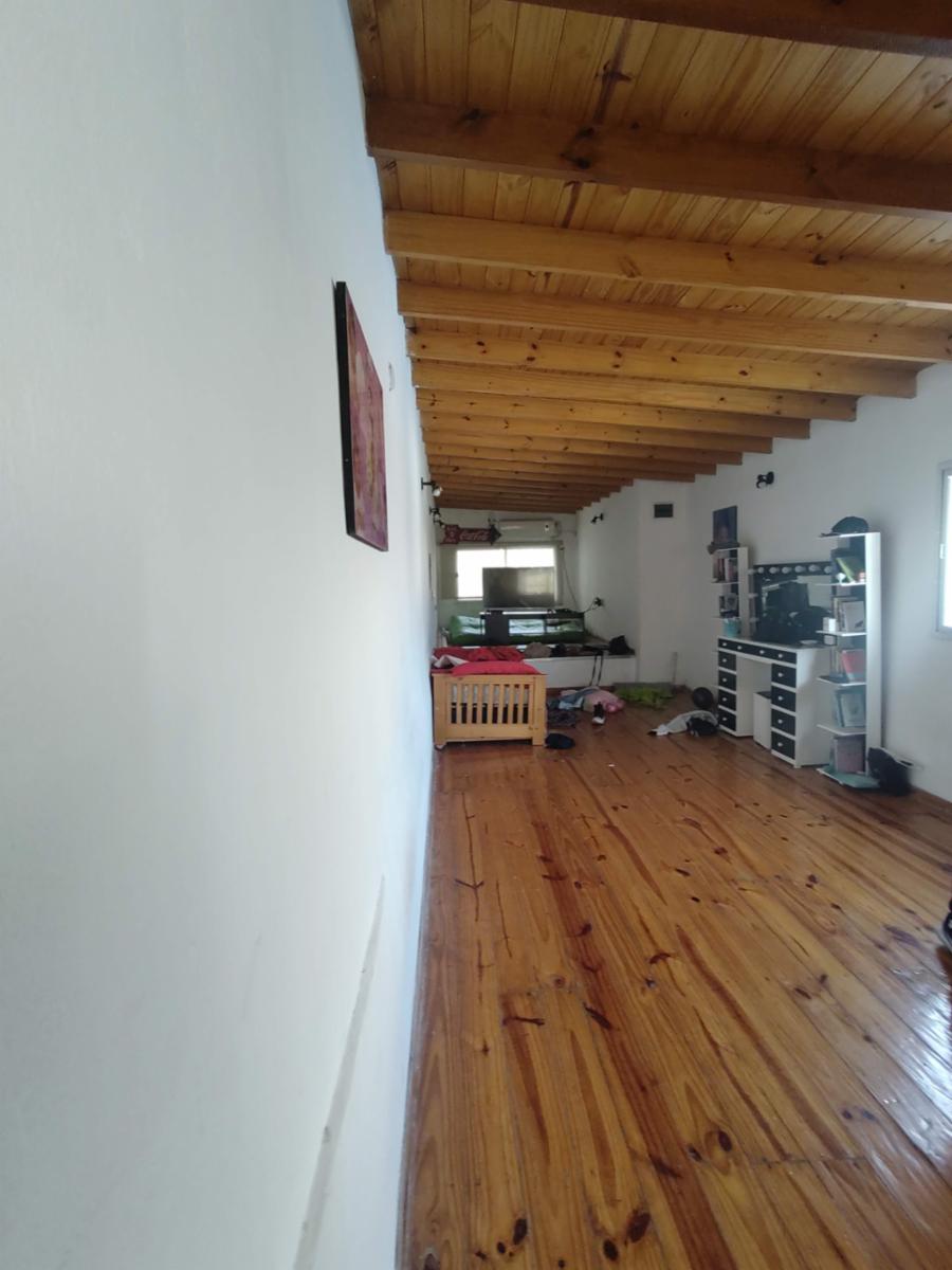 Pino 1800 · Morón — foto 28