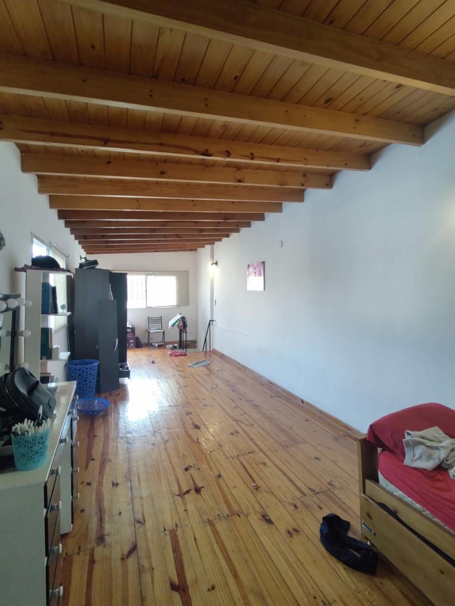 Pino 1800 · Morón — foto 35