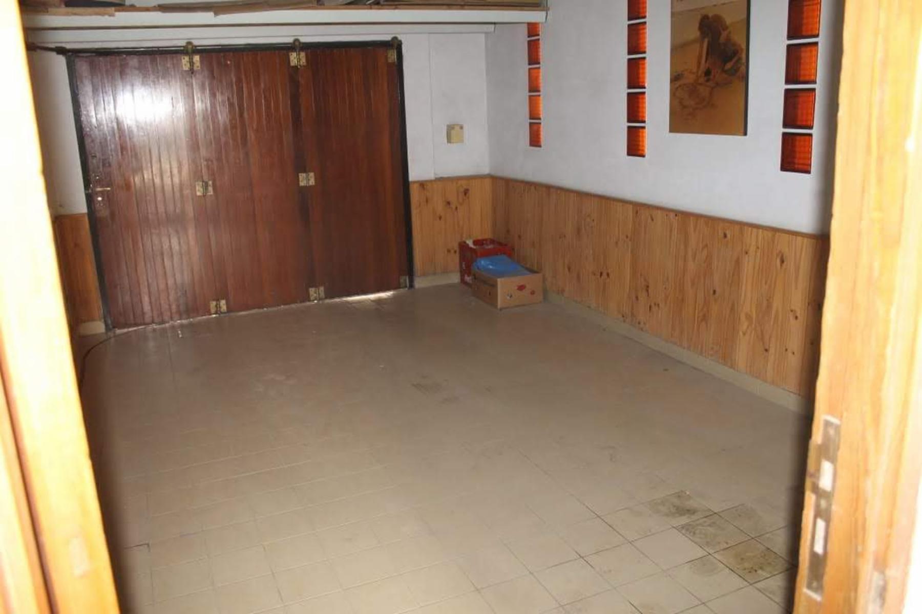 SE VENDE CASA ESTILO CHALET 4 DORMITORIOS BARRIO NOROESTE