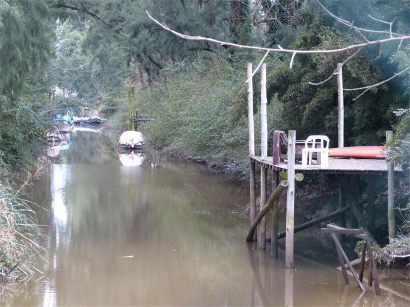 CASA EN DIQUE LUJAN CON SALIDA NAVEGABLE · Tigre — foto 3