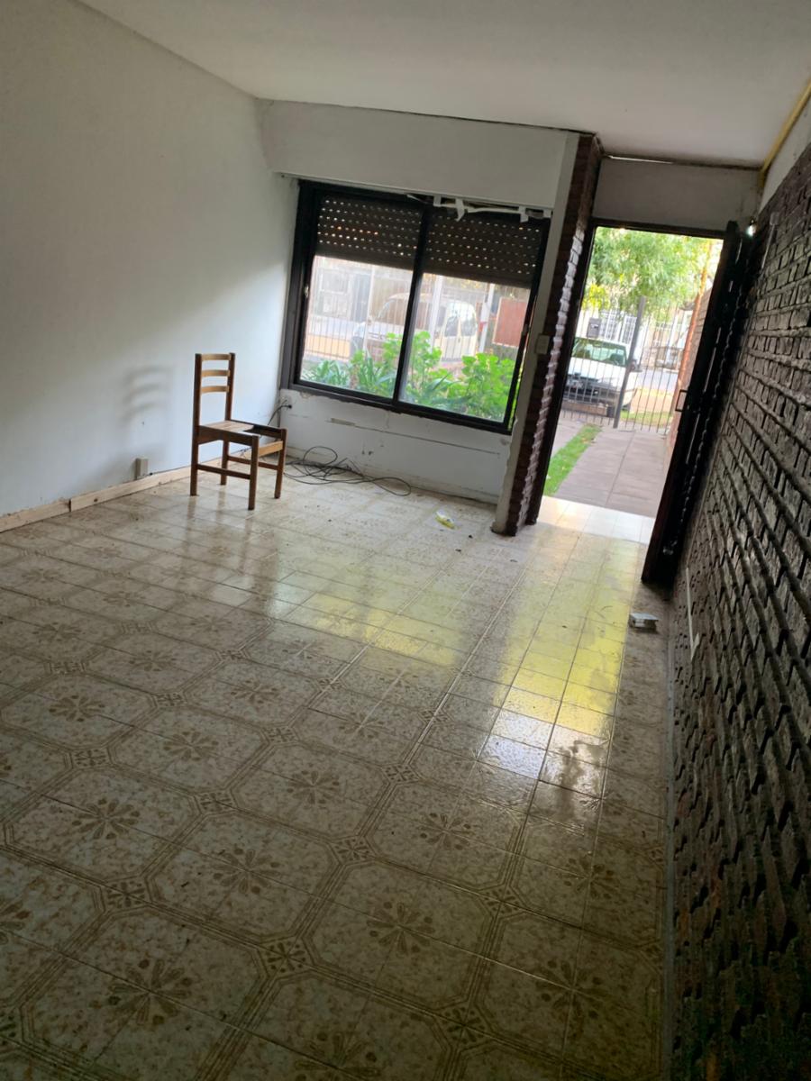 L.N.ALEM 2057 · Morón — foto 5