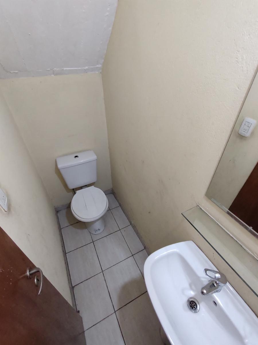 25 de Mayo 1109 · Morón — foto 5