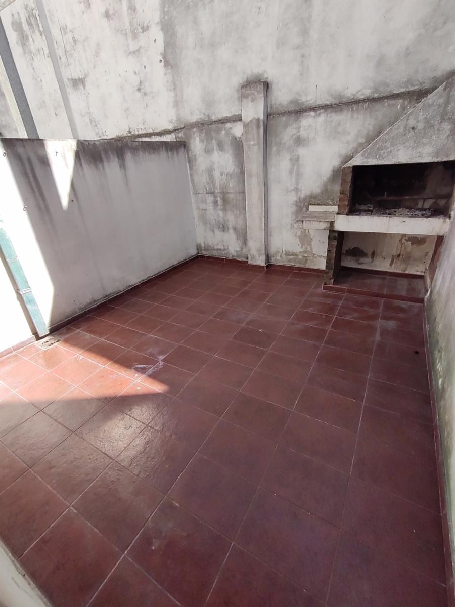 25 de Mayo 1109 · Morón — foto 6