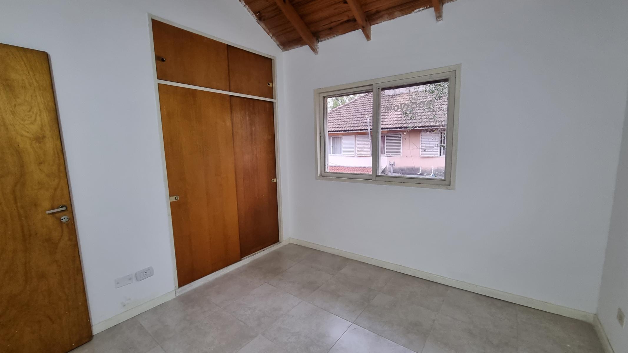 ANA MORON 3100 · Hurlingham — foto 3