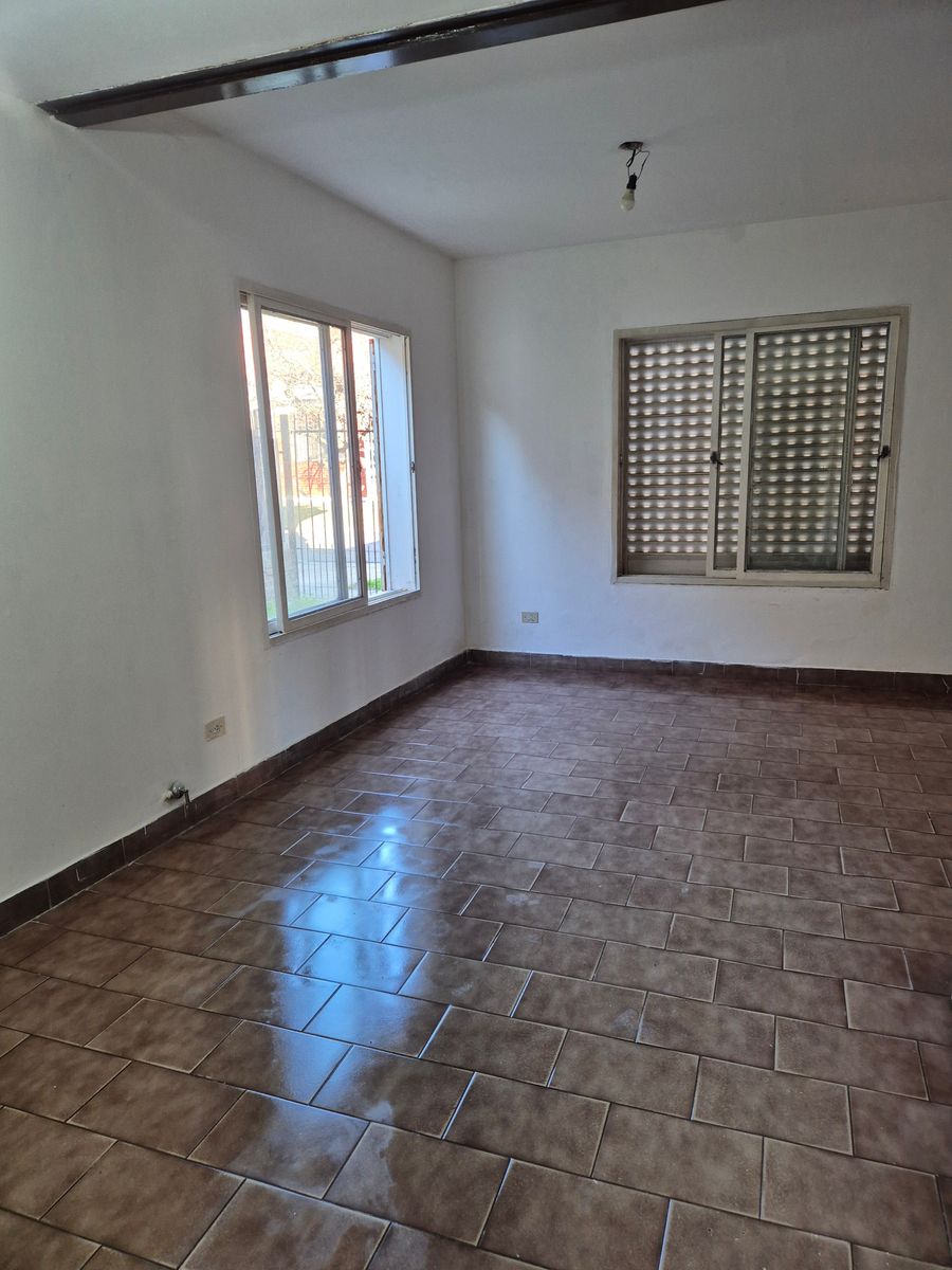 ANA MORON 3100 · Hurlingham — foto 9