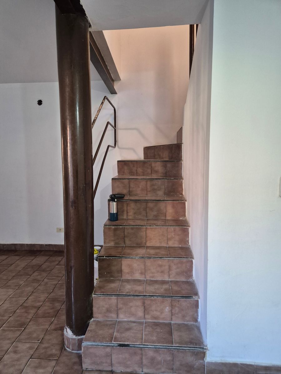 ANA MORON 3100 · Hurlingham — foto 10