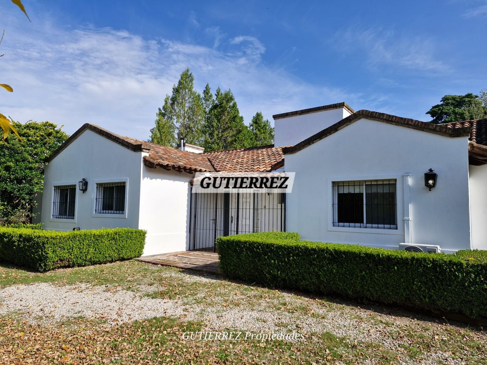 HERMOSA CASA EN ALQUILER ESTILO CAMPO- BARRIO SAINT MATTHEWS