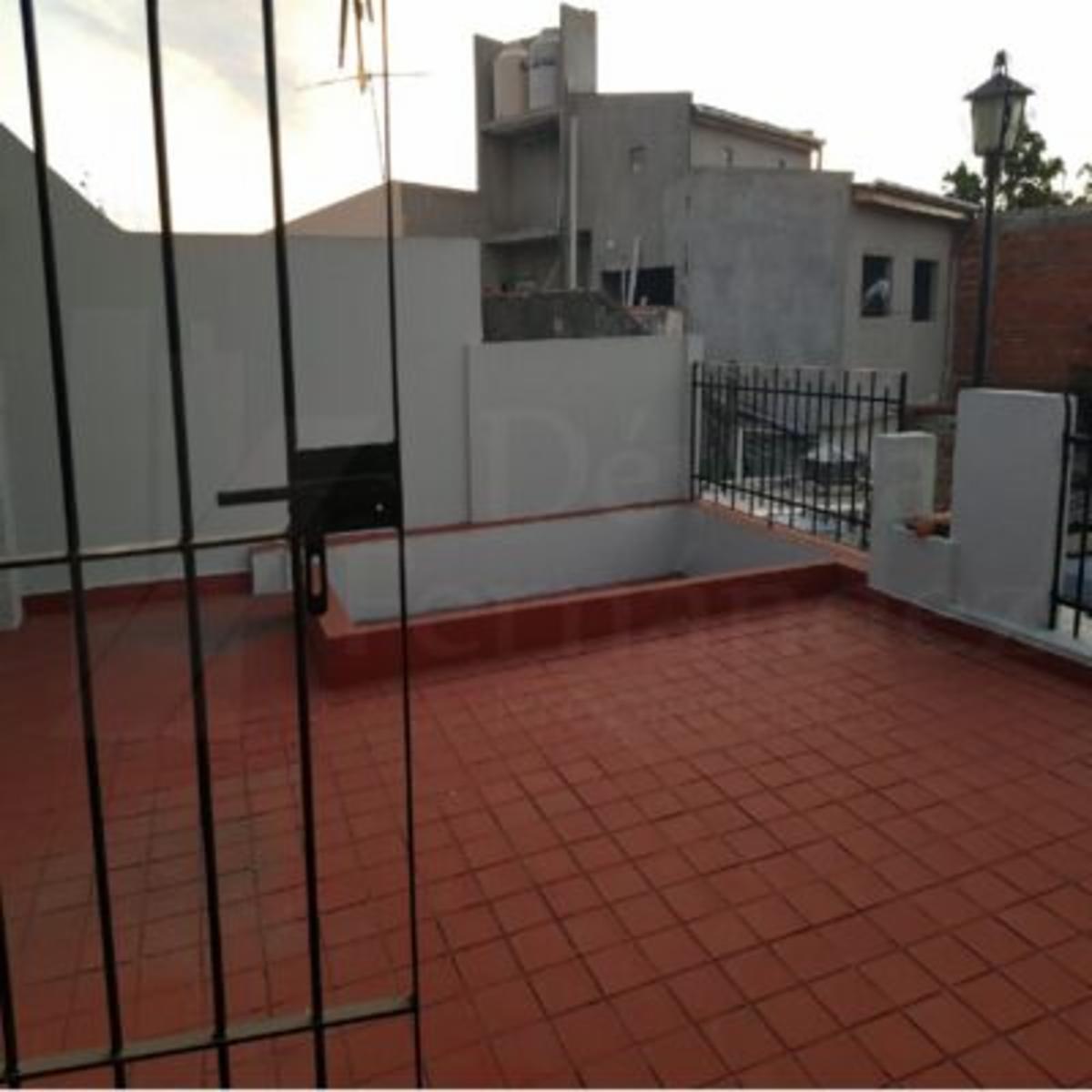 CASA TIPO PH  ZONA RECIDENCIAL  EN HAEDO