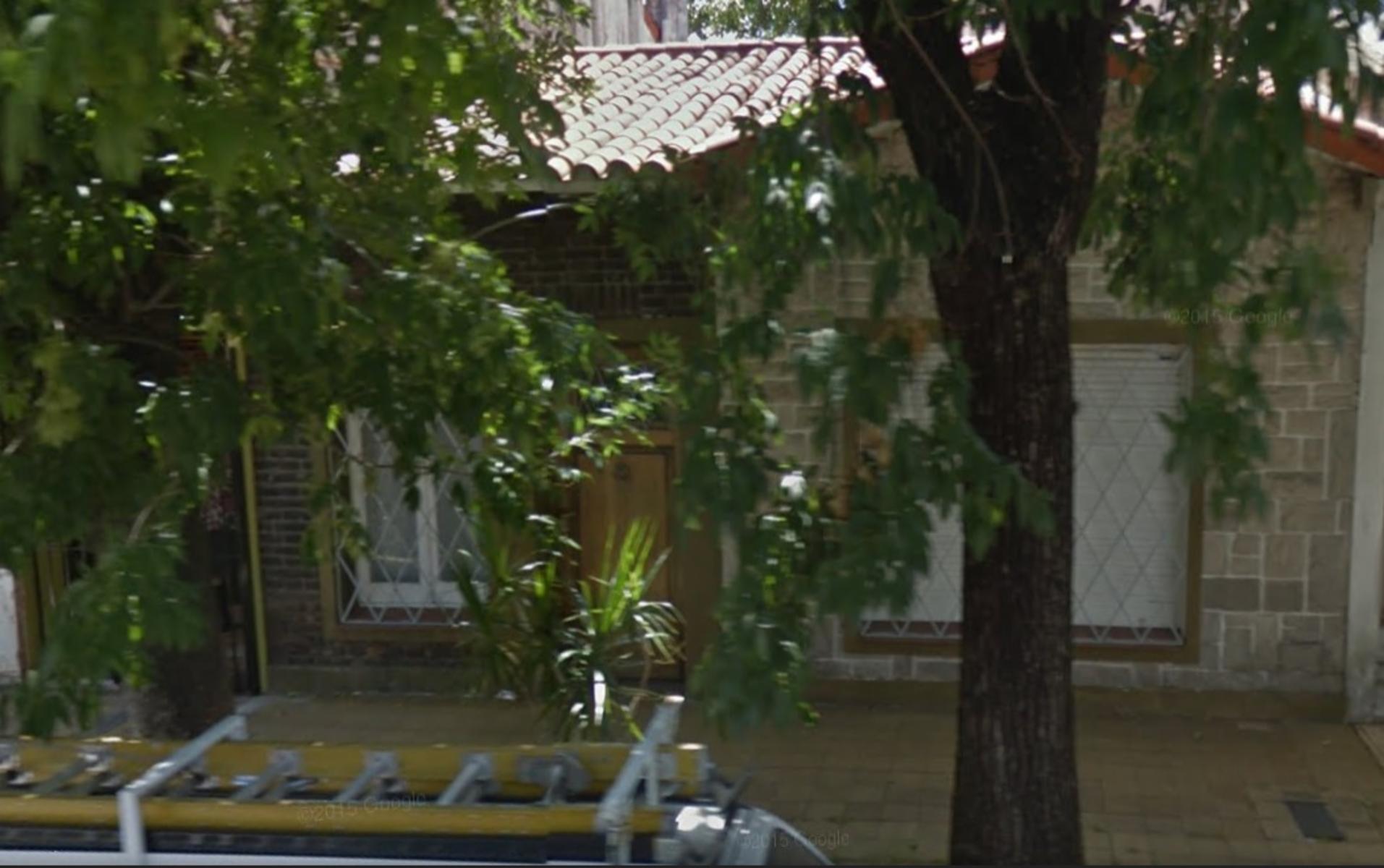 Cosme Algerich 300 · Morón — foto 3
