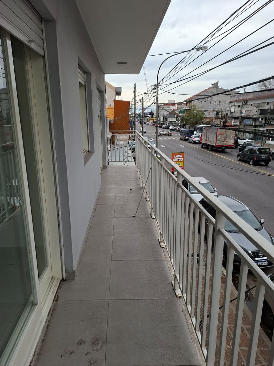 AV.R. Balbin · San Martín — foto 3