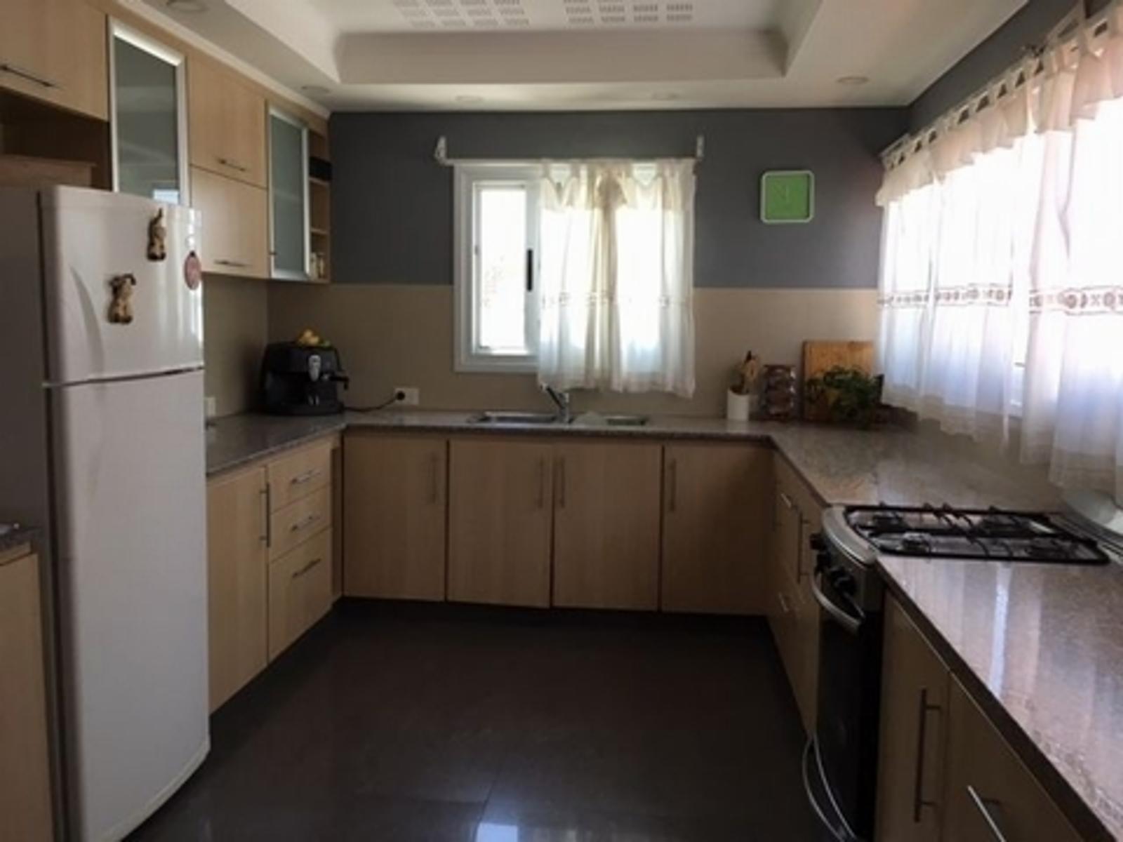 California al 2300 · Barracas — foto 4