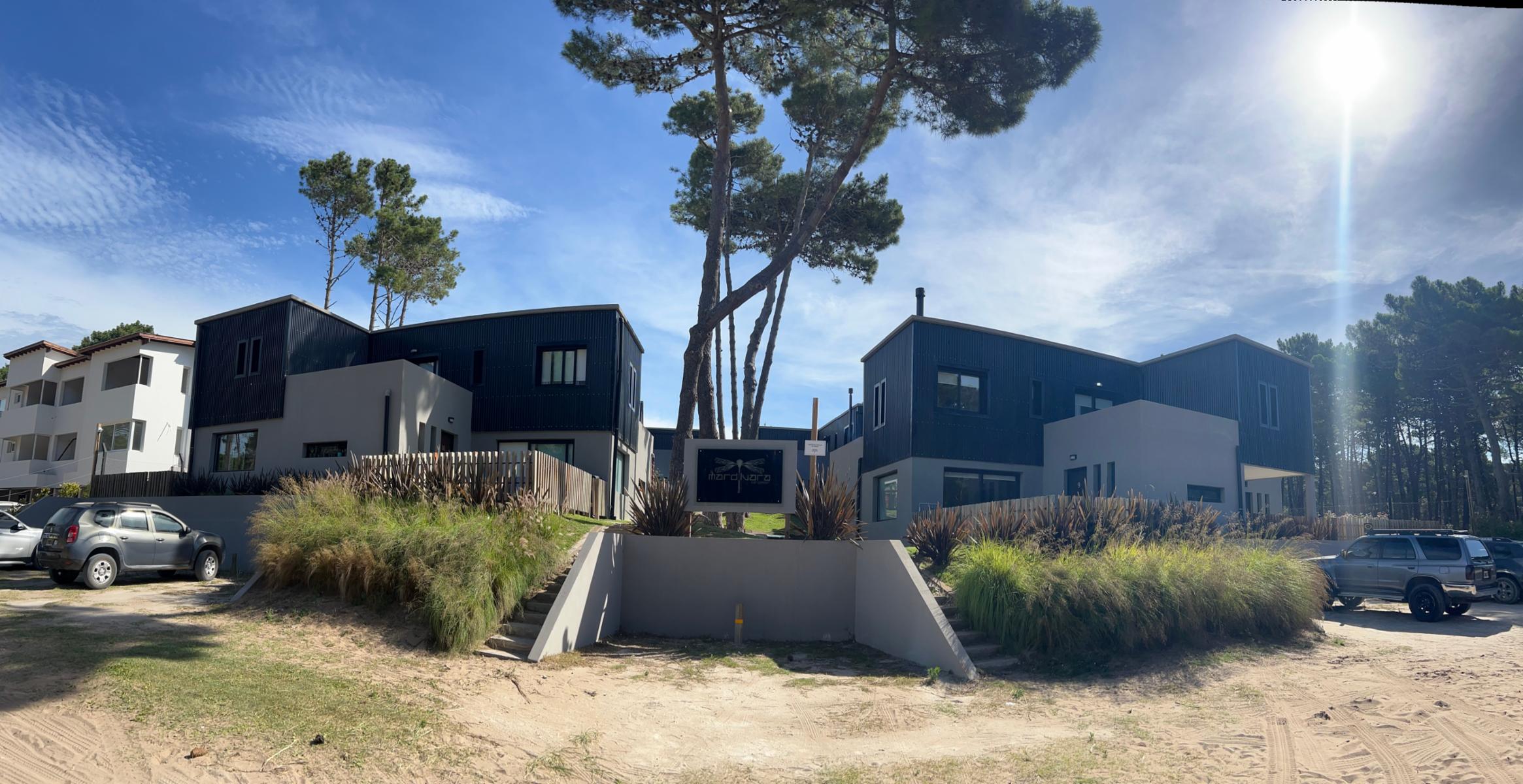 Duplex 3 Ambientes Cochera y Jardin Pinamar