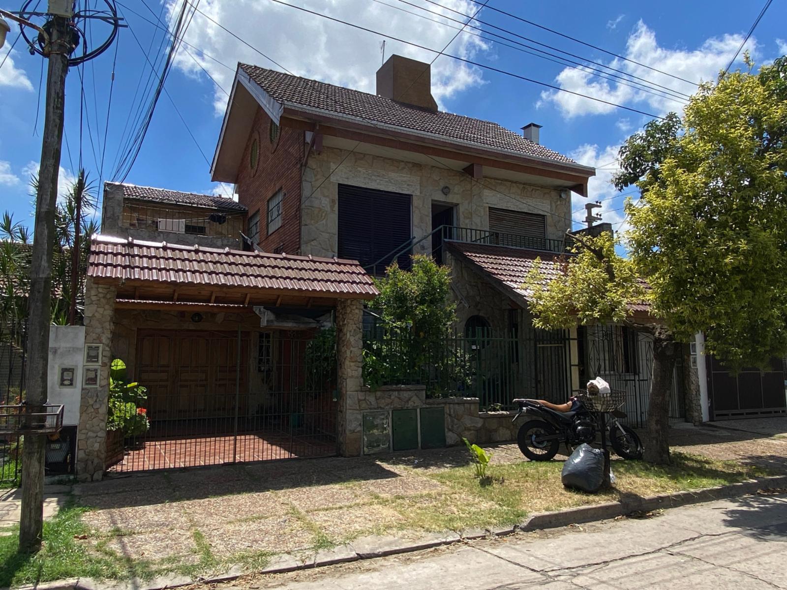 Boqueron 888 · Morón — foto 4