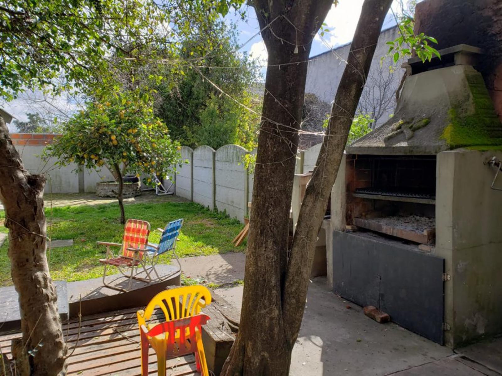 LEANDRO N ALEM 331 · Almirante Brown — foto 21
