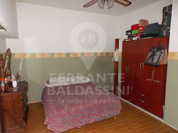 Ituzaingo al 1000 · Almirante Brown — foto 11