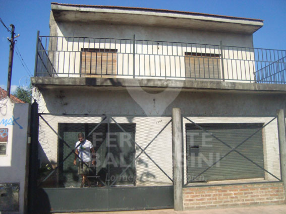 Ituzaingo al 1000 · Almirante Brown — foto 13