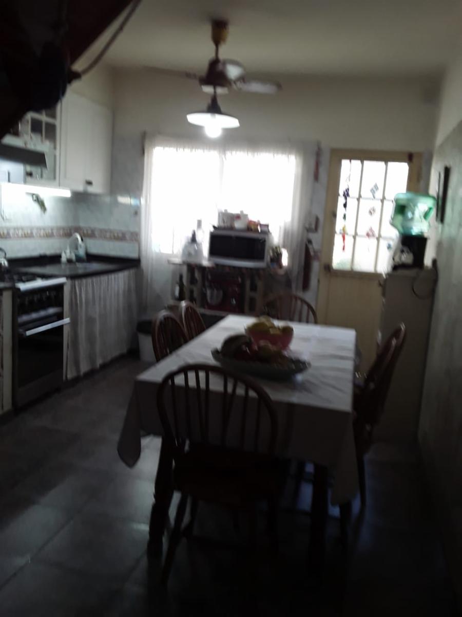 Venta de duplex de 4 ambientes Villa Luzuriaga