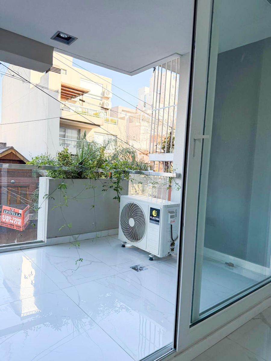 CORVALAN 118 · Villa Luro — foto 12