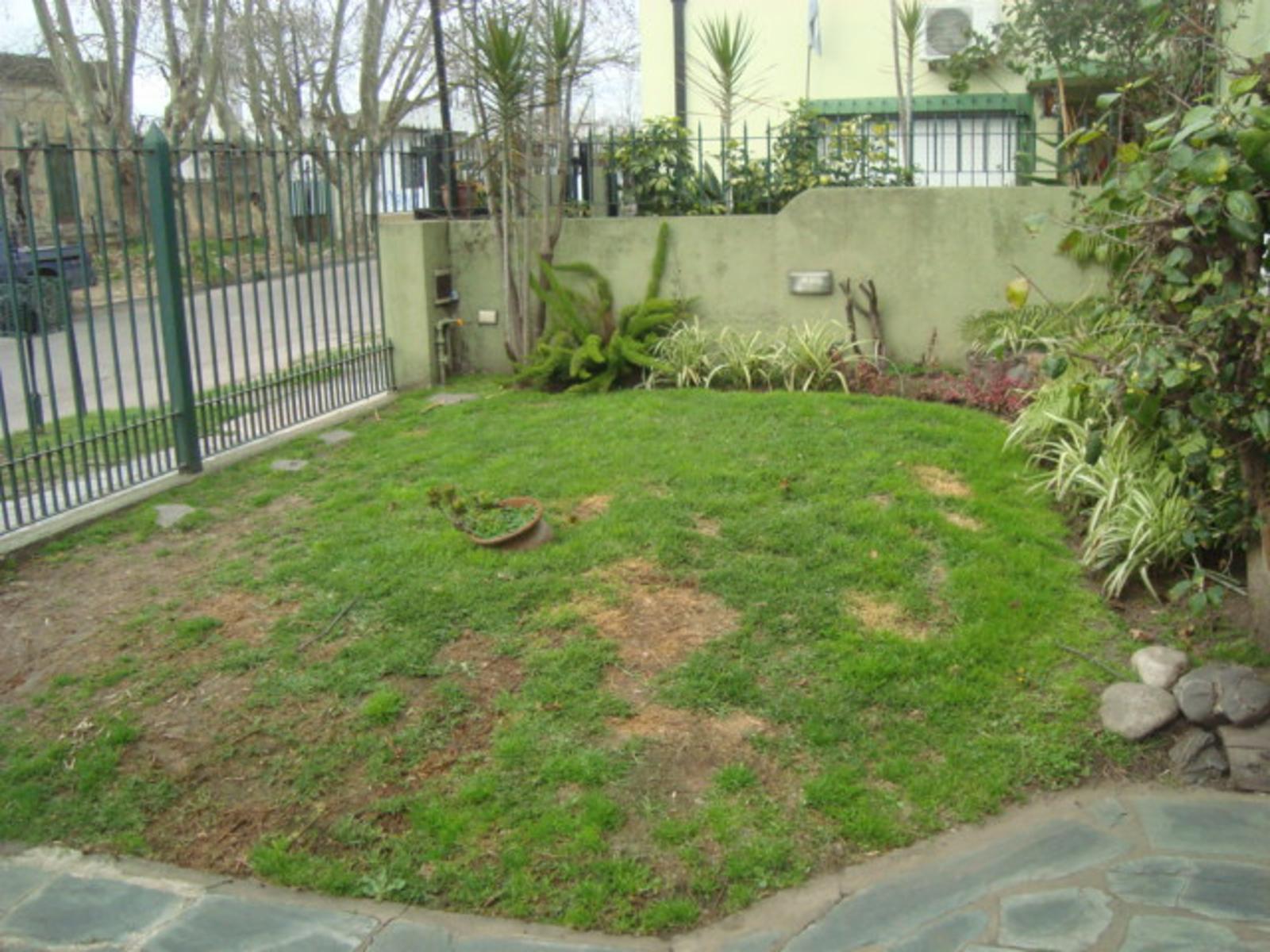 AMENEDO 400 · Almirante Brown — foto 4