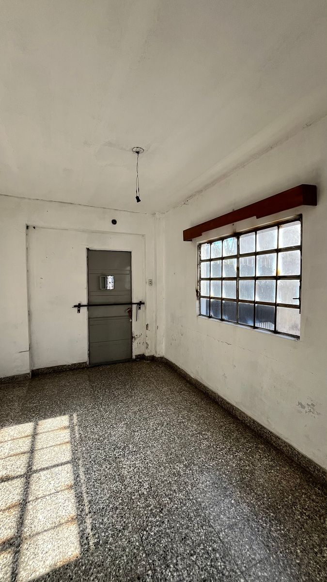 JOSE MARIA MORENO 1294 · Morón — foto 23