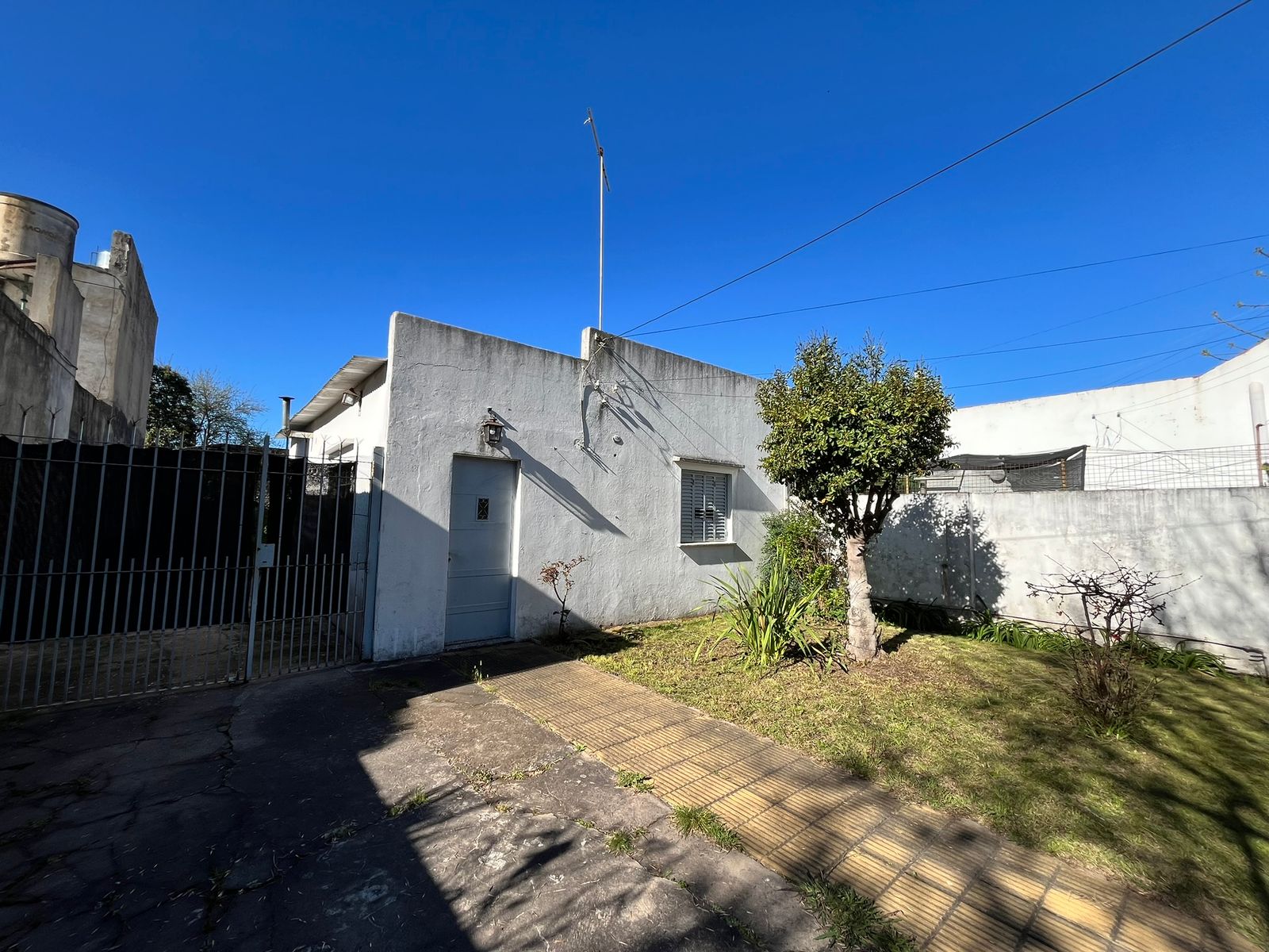 JOSE MARIA MORENO 1294 · Morón — foto 24