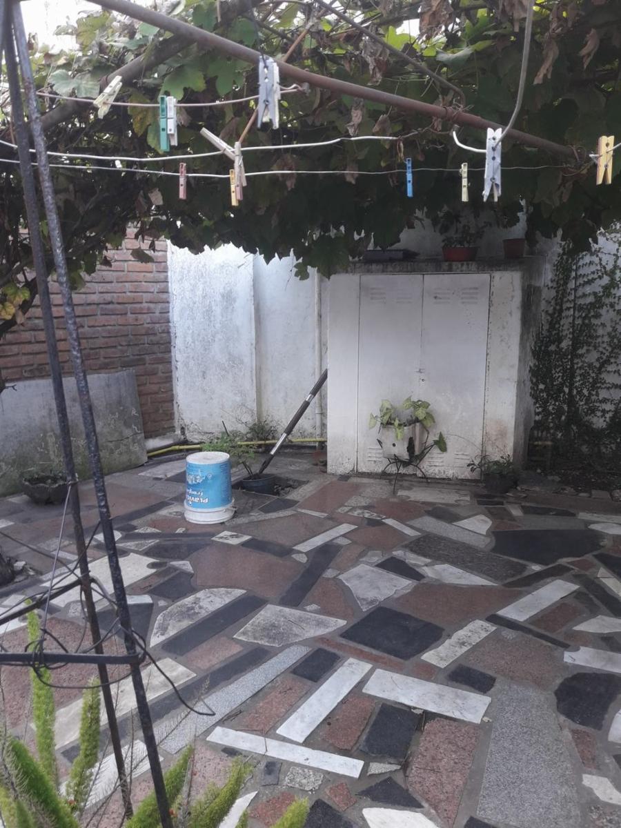 jujuy 700 · La Matanza — foto 8