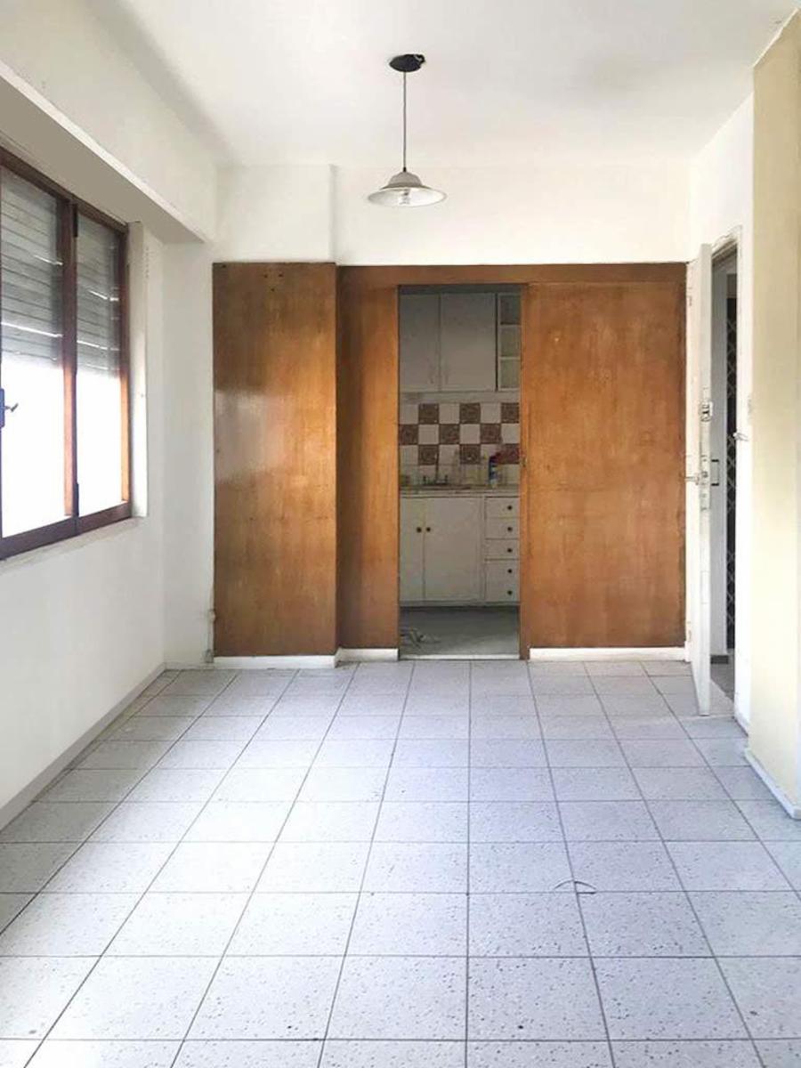 Excelente departamento muy luminoso en Gorriti 397