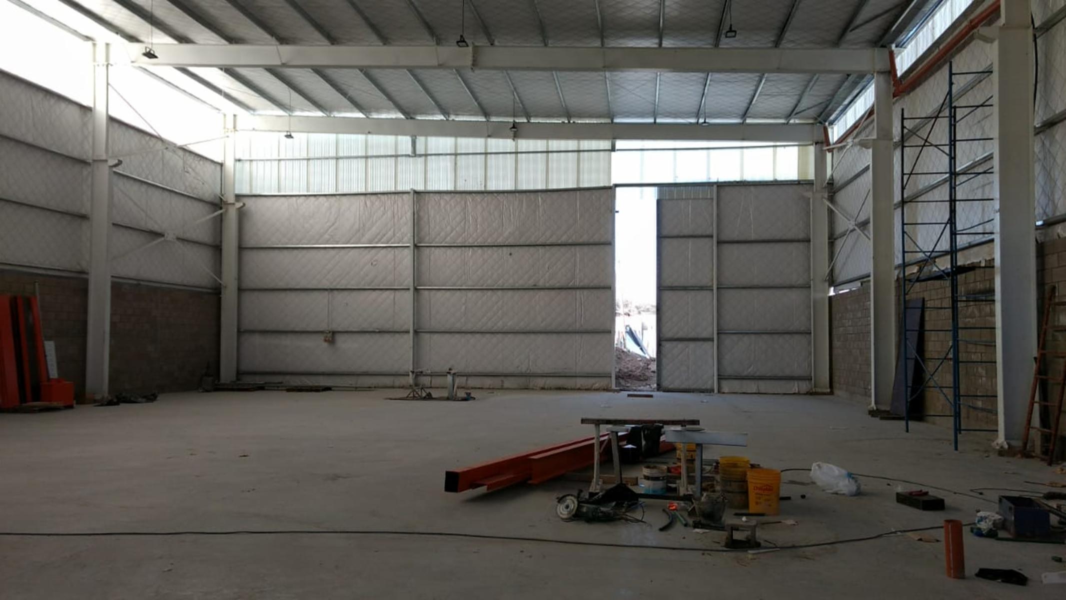 560m² de GALPÓN A ESTRENAR - PANAMERICANA RAMAL ESCOBAR - ING. MASCHWITZ