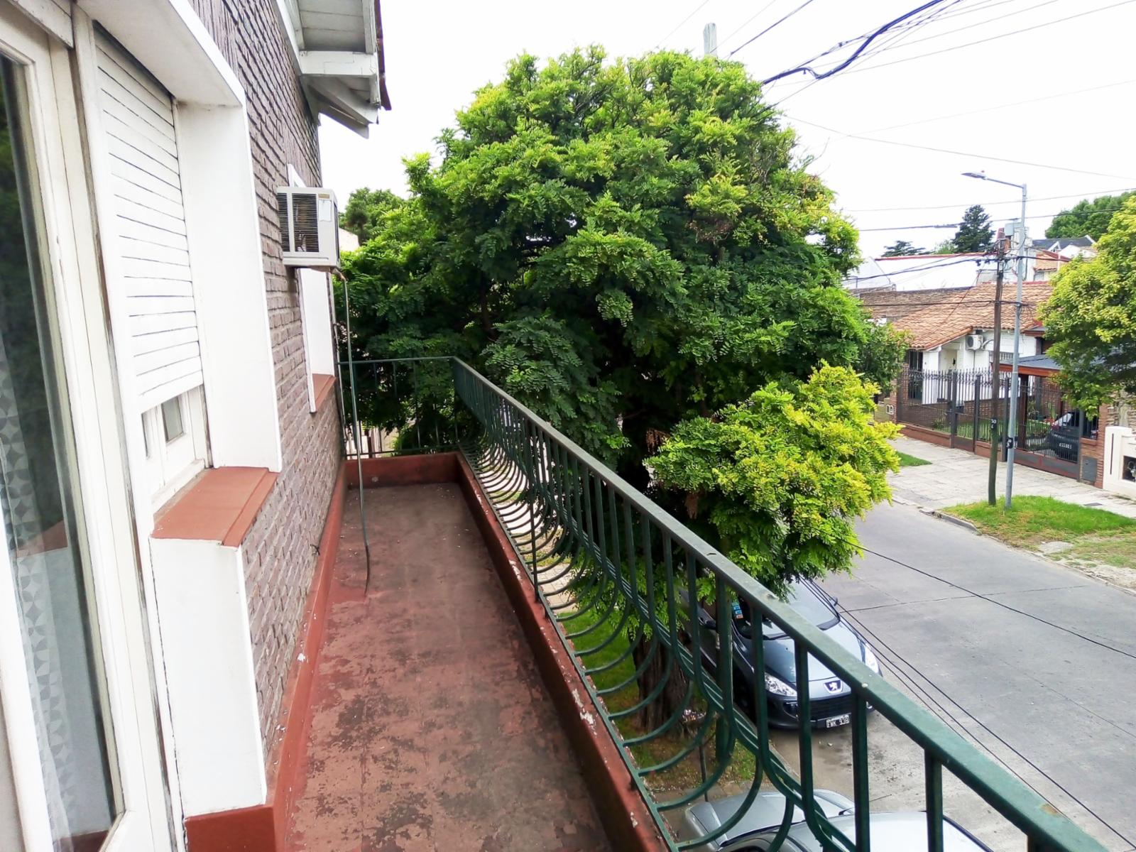 JORGE BYNNON 2500 · Almirante Brown — foto 13