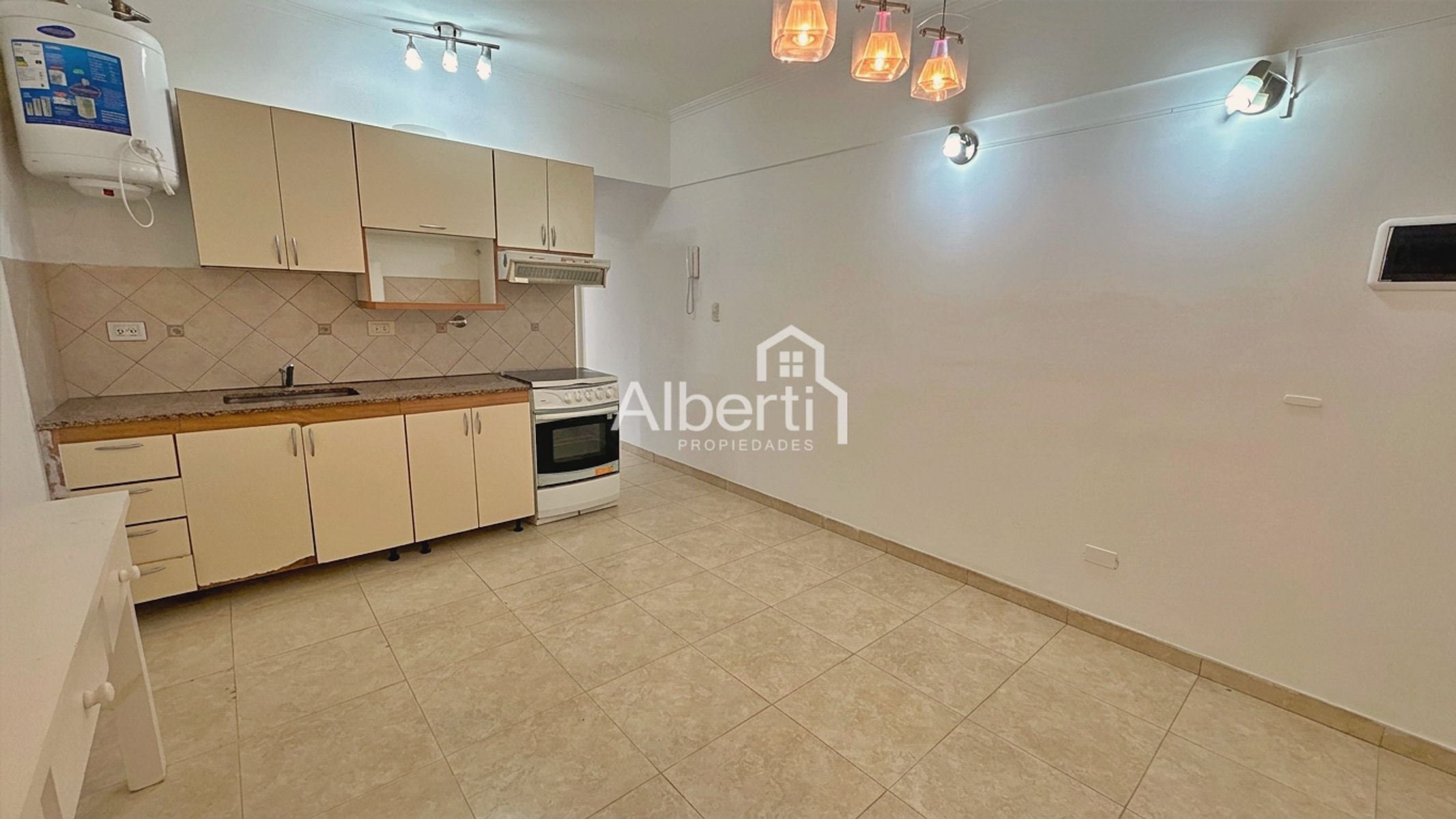 Almte. Guillermo Brown 259 · Morón — foto 3