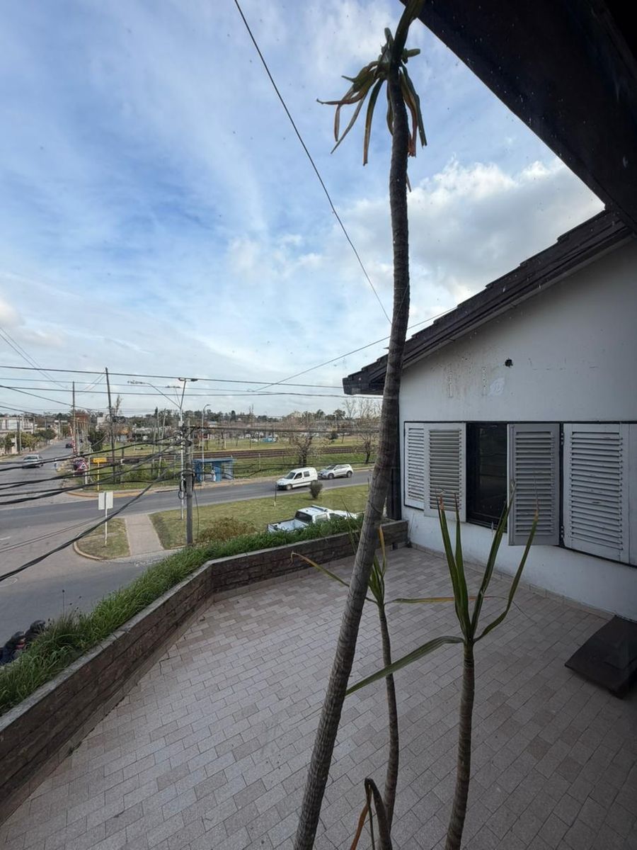 Esquina Mitre y Blvd Bernardo Irigoyen · General Rodriguez — foto 4