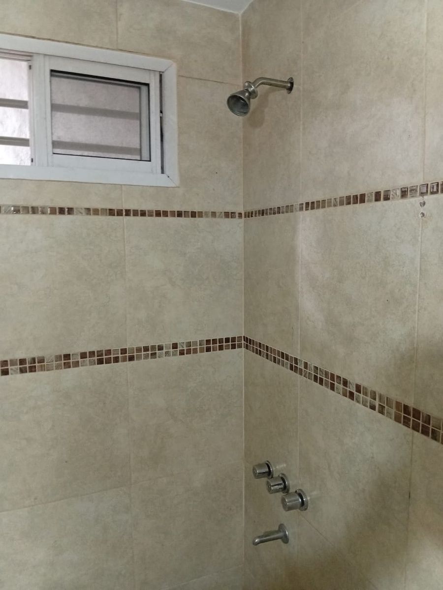 Tata 4511 · Tres De Febrero — foto 3