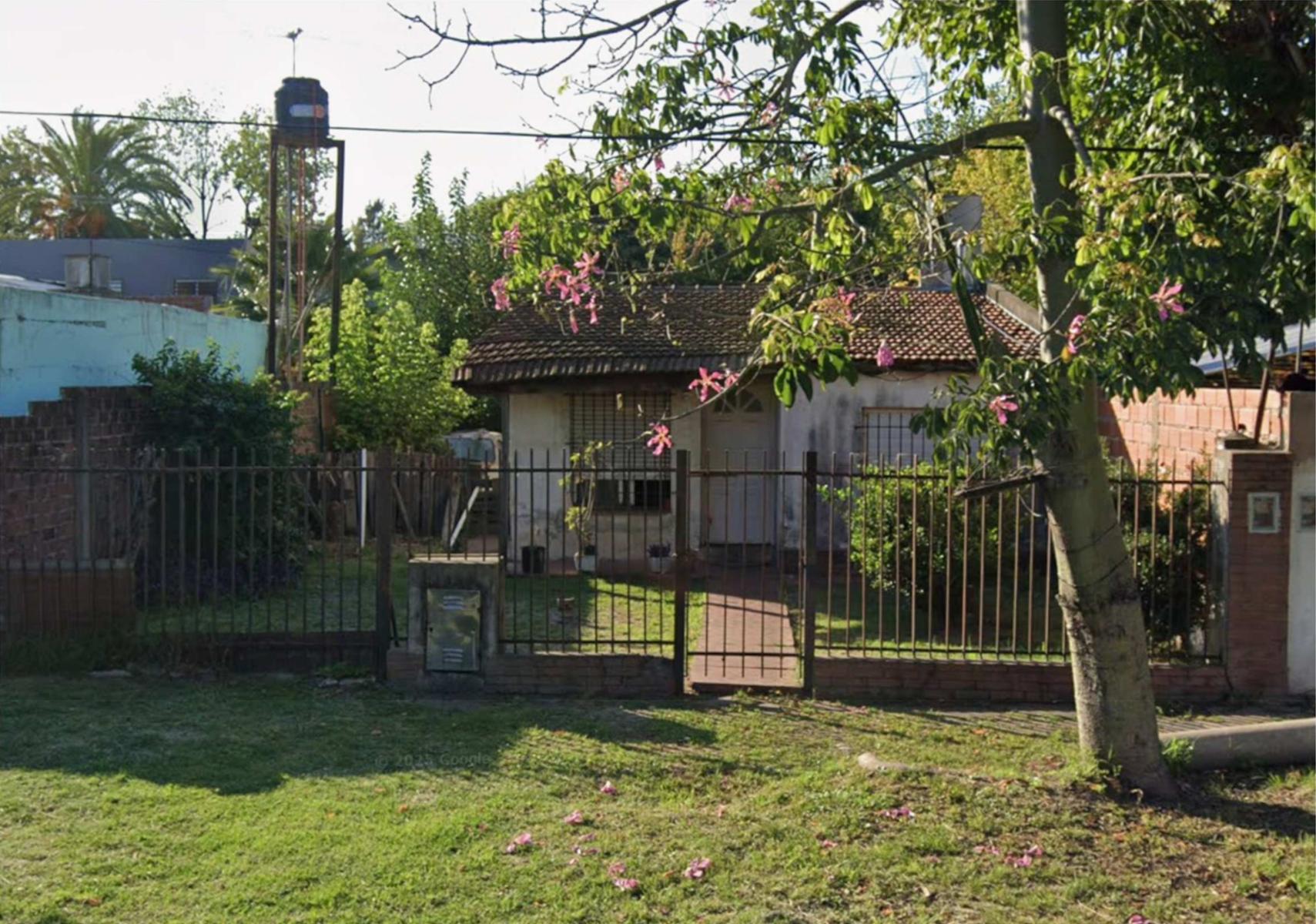 VENTA Casa Americana lote 350m2