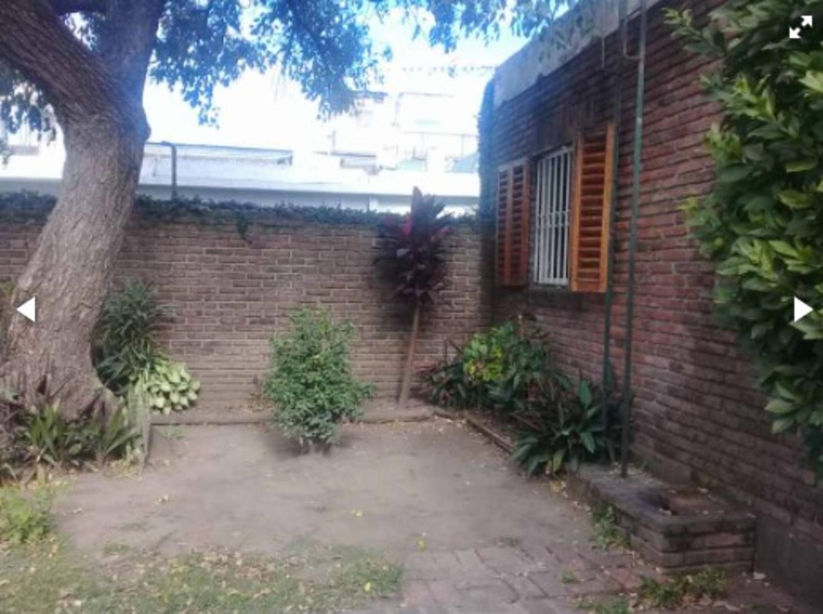 RIO NEGRO 936 · Morón — foto 4