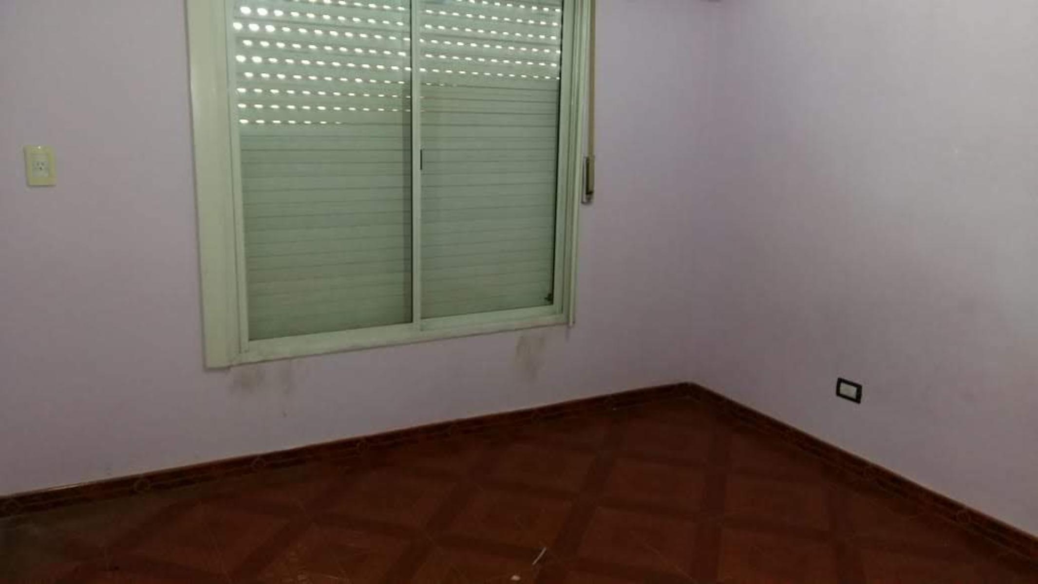 Boulevard Santa Marina 937 · Esteban Echeverría — foto 22