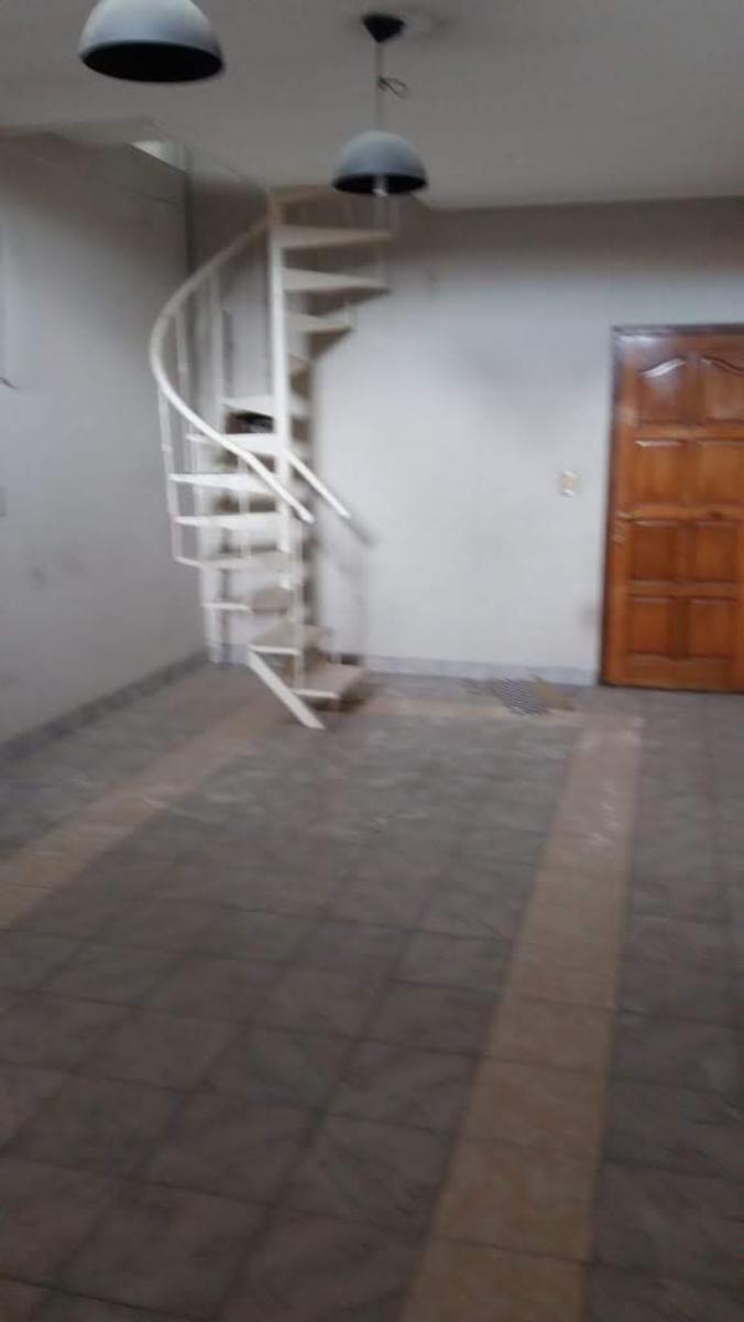 Boulevard Santa Marina 937 · Esteban Echeverría — foto 4