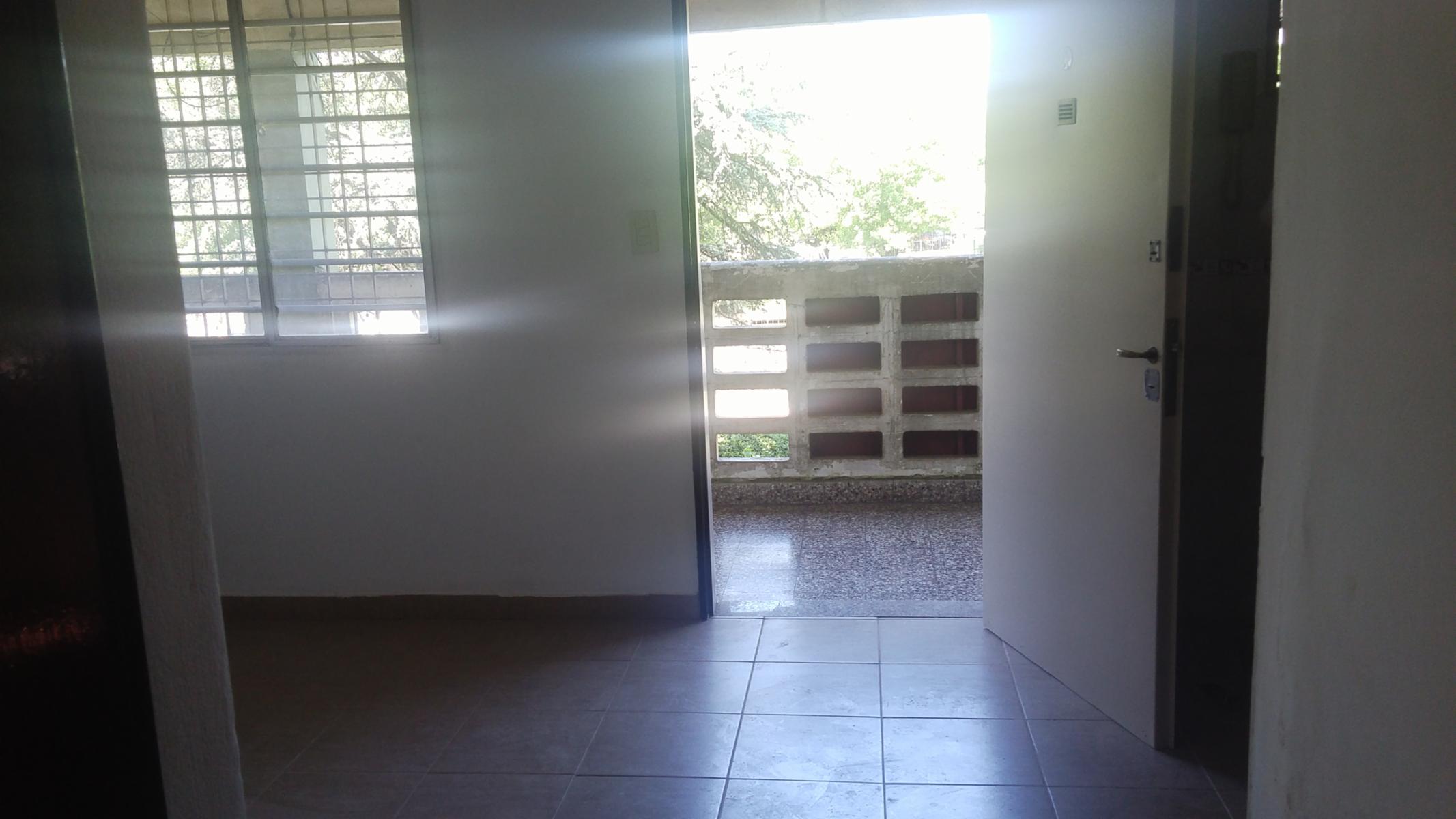 VILLA EDUARDO MADERO - CHILAVERT · La Matanza — foto 12